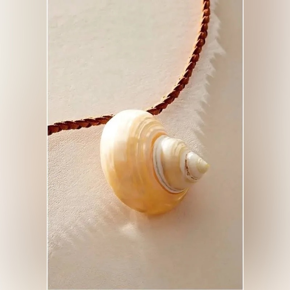 Free People Sara Shell Choker Necklace - Picture 3 of 6